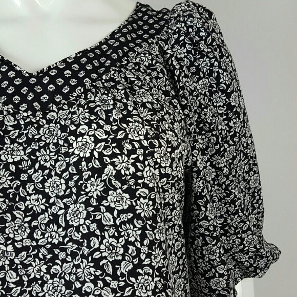 Vintage 80s Naturally Petite Hawaiian Black Floral Midi Dress - Picture 4 of 8